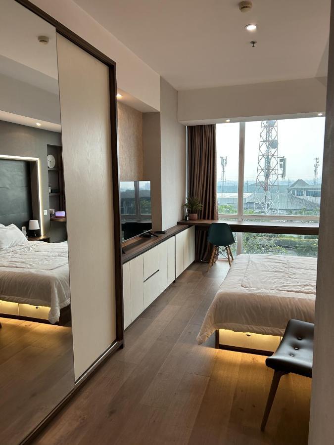 U Residence 2 Studio Apartment Pool View Tangerang Buitenkant foto