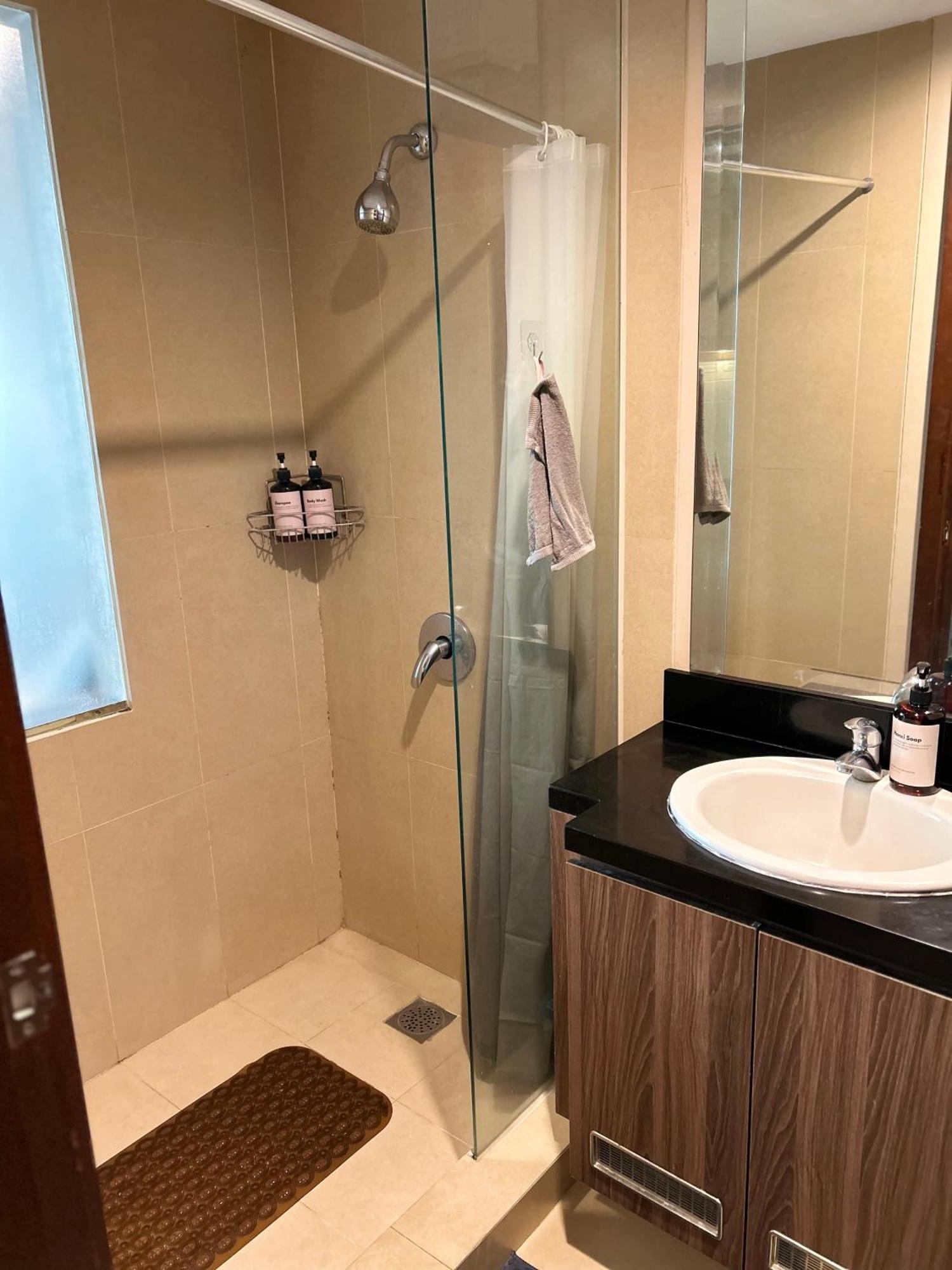 U Residence 2 Studio Apartment Pool View Tangerang Buitenkant foto